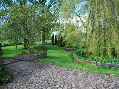 Jardín al aire libre en Spacious Retreat, Sprimont