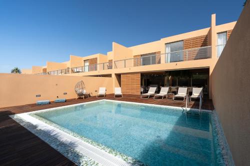 Salgados Premium Beach Villa by DA'Home