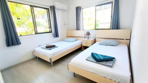 Foto SPECIAL OFFER -70 Percent Off - 2 BR - Sleep 7 - Best Location at Ayia Napa City Center 4