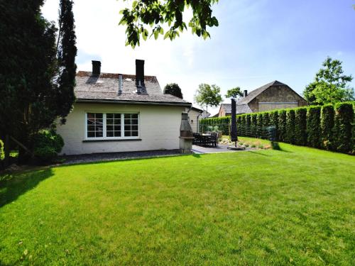 Κήπος έξω από το Modern family home with wellness