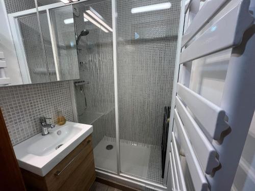 Appartement cosy avec terrasse pour 4 personnes et parking à Châtel