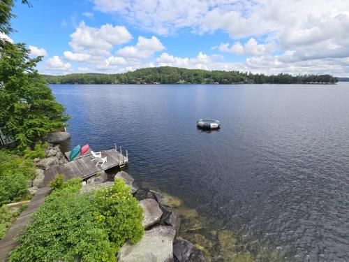 Gallery image of Valhalla in Sunapee