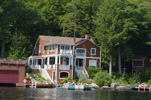 Gallery image of Valhalla in Sunapee