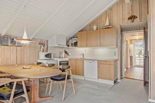 Billede fra billedgalleriet på 0300-Romo-Vestergade-3-Ap-73 i Havneby