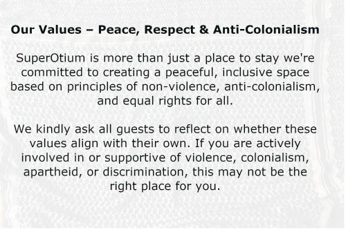 een pagina van een document met de woorden onze waarden vrede respect articulatie bij SuperOtium in Napels