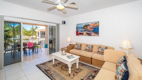 Гостиная зона в Kaibo Sunset Condo