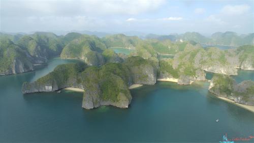 Imagen de la galería de Midori Preminum Cruise in Ha Long Bay, en Ha Long