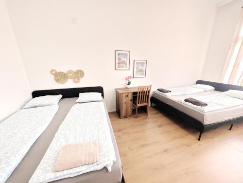 Lovely Apartment - 15 Min from Airport & City Center, 5 Min from Vienna Main-Bus Station EZ10a