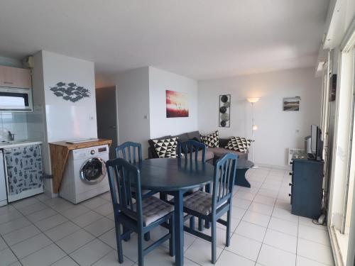 Appartement 34m² avec terrasse 16m², 2 pièces pour 4 personnes à Sète - FR-1-472A-224