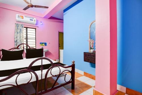 Gallery image of Hotel O Maa Shitala Guest House in Kolkata