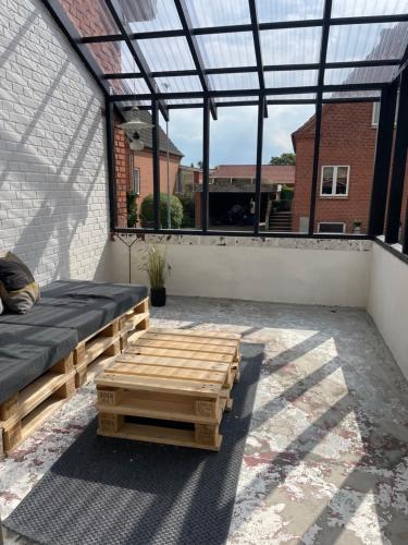 En balkon eller terrasse på Stor lys lejlighed på 100 kvm, central beliggenhed