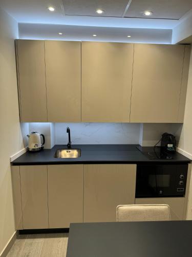 Suspiro Penthouse 302 by Florentia Homes