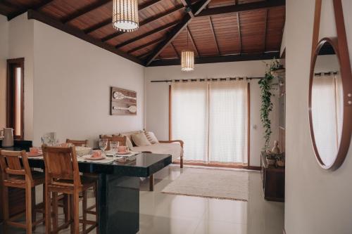 Χώρος καθιστικού στο Apartamento Novo ao lado da Rua Mucugê com Ar, Wi-Fi, Estacionamento