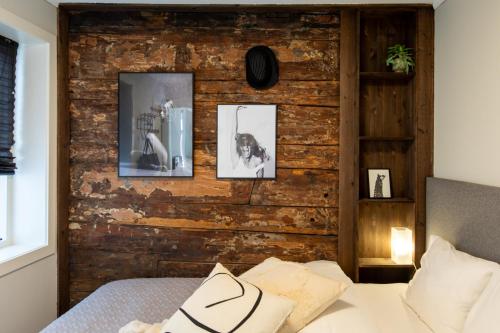 Ένα ή περισσότερα κρεβάτια σε δωμάτιο στο Cosy flat in historical lane