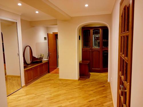 Φωτογραφία από το άλμπουμ του F1 Luxury Apartment στο Μπακού