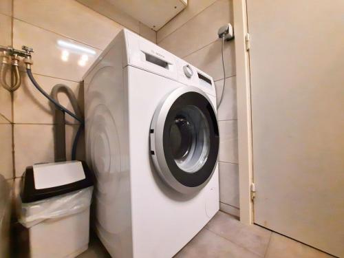 Appartement charmant, ski au pied, 4 à 6 pers, balcon sud, Wi-Fi, casier à skis, proche commerces - FR-1-452-272