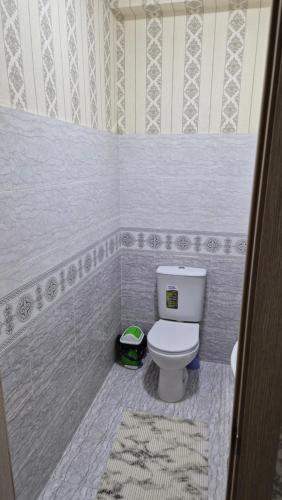 Koupelna v ubytování Apartments in Tashkent