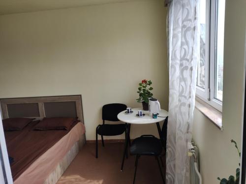 Χώρος καθιστικού στο Cosy green room with nice view