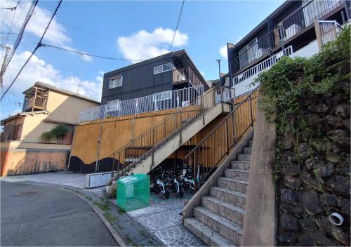 Kyoto Long-Stay Apt Two Double Bed or One Double bed 31 Days Only
