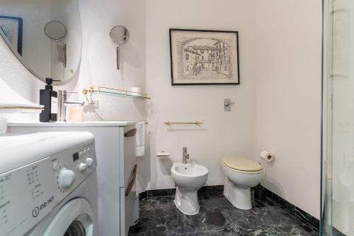 Navigli Vibes Suite - For Couples - Romantic - Parking