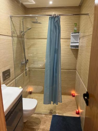 Ένα μπάνιο στο Relaxing Apartment Oceanic Sidi Rahal