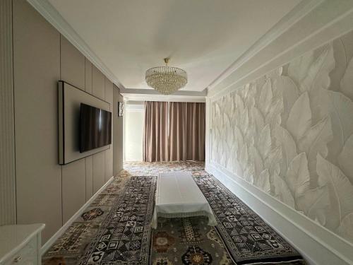 Televisyen dan/atau pusat hiburan di ABVa