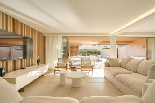 Salgados Premium Beach Villa by DA'Home