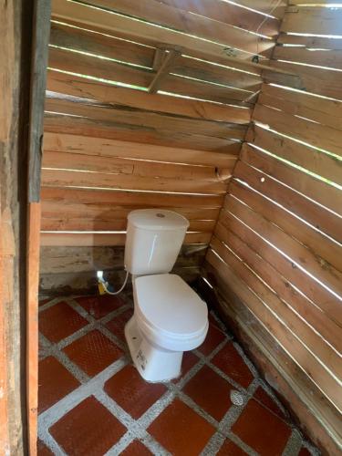 Ένα μπάνιο στο Camping Dos Buhos