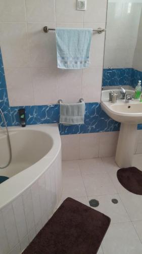 Bilik mandi di Apart SilvaGomes