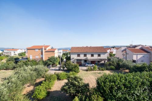 Apartments with swimming pool Kastel Stafilic, Kastela - 23473