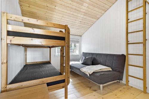 Postel nebo postele na pokoji v ubytování 15506-Farevejle-Svellebakken-58