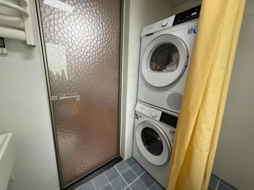 Foto Pekingis asuva majutusasutuse Cozy and Modern Condo near CBD and 2nd Ring Road, Changan Avenue with the view of CITIC Tower galeriist