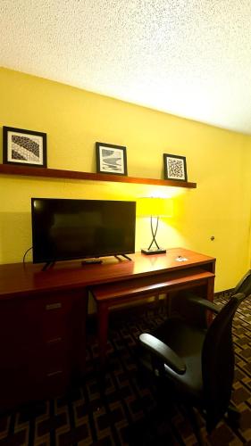 Télévision ou salle de divertissement dans l'établissement Budget Inn Of Orlando