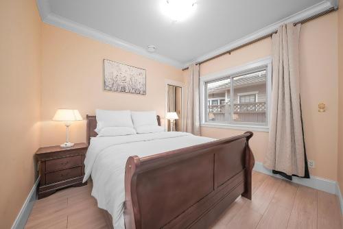 Voodi või voodid majutusasutuse Guest suite in Richmond toas