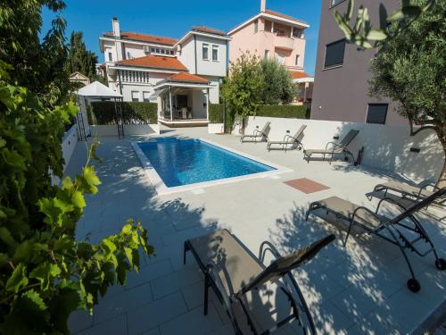 Seaside Villa in Zadar with swimming pool