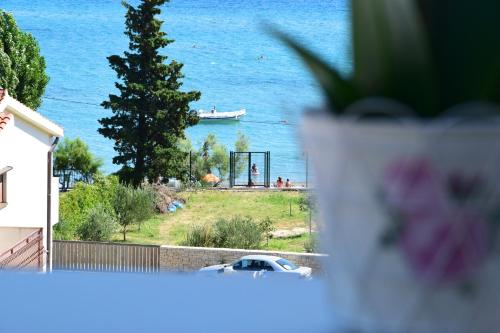 Gallery image of Apartments The Seasons Residence in Omiš
