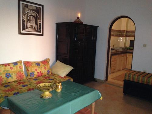 Ruang duduk di Villa Sunset B&B