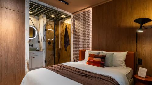 H24 - Parkside Apartment