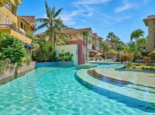 Bazén v ubytování Luxury 2Bed 2bath Poolview apartment with Lift and 4pools nebo v jeho okolí