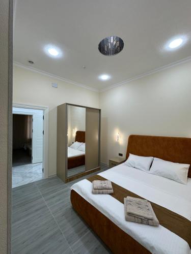 Кровать или кровати в номере Hotel Moon