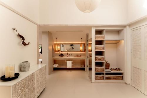 Katil atau katil-katil dalam bilik di Wan'an Tinglan Wild Luxury Resort Hotel