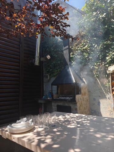 Фотография из галереи Casa Di Lemnu - Ξυλόσπιτο στο Ματσούκι Βορείων Τζουμέρκων в городе Matsoúkion
