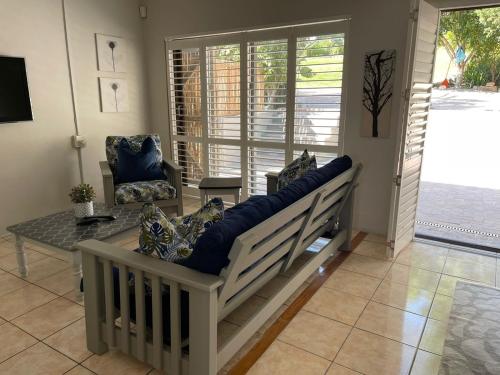 Posezení v ubytování Sophia’s Cottage