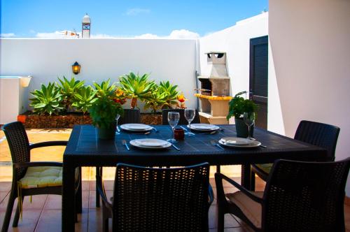 Villa Conil with heated pool and air conditioning