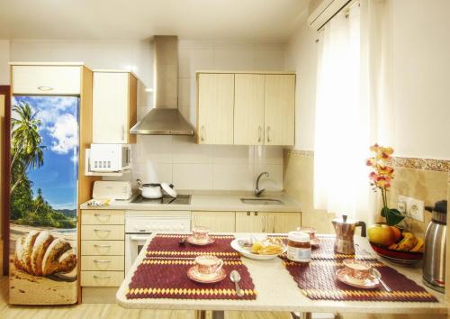 Köök või kööginurk majutusasutuses Ravalencia I