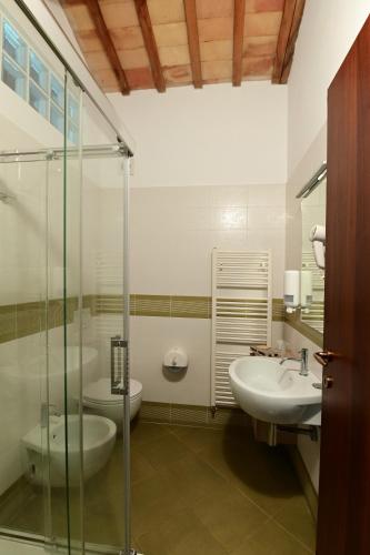 Bilik mandi di Moretti Village - SOPHIE ROOMS COUNTRY HOUSE