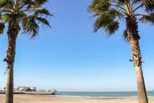 Sunset Reflection Apartment