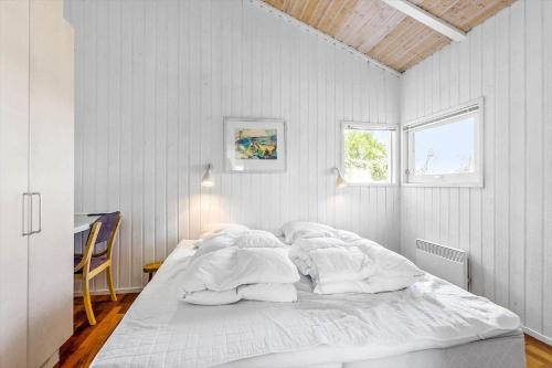 Katil atau katil-katil dalam bilik di LK519-Lokken-Ostergardsvej-60