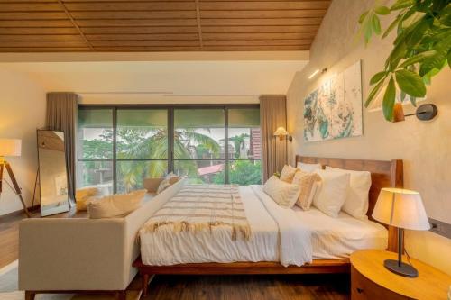Katil atau katil-katil dalam bilik di CASA VASU VILLA private Pool Jacuzzi Caretaker