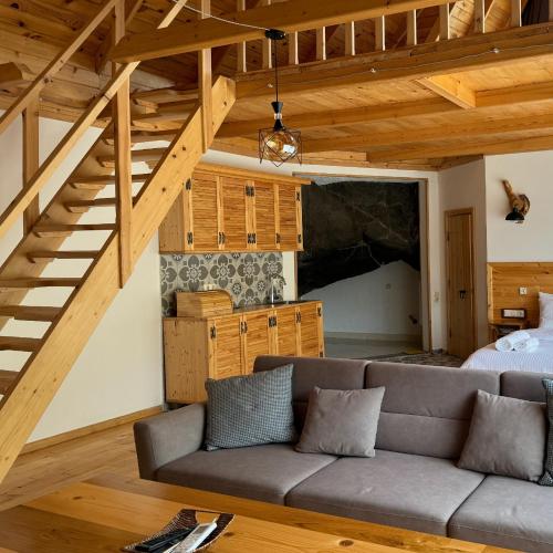 Ein Sitzbereich in der Unterkunft machakhela inn Cottage and hotel